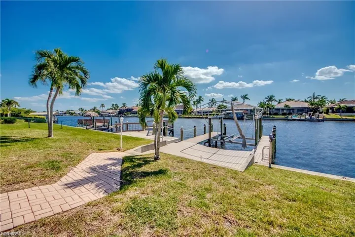 2720 Sw 51st St, Cape Coral, Florida 33914