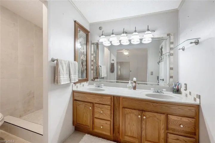 Upgraded master bath dual sinks