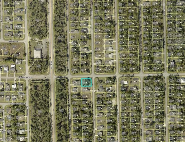 2025  Robert  AVE, Alva, FL 33920