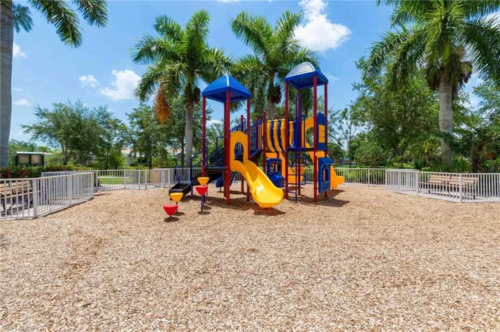 28043 Dorado Dr, Bonita Springs, Florida 34135