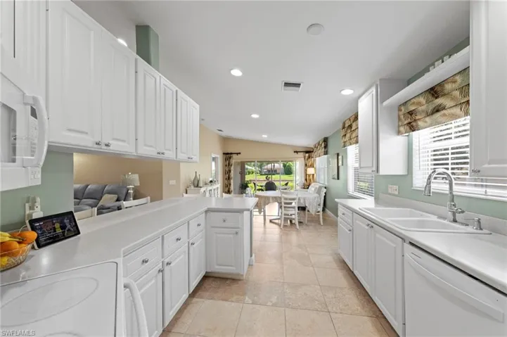 28043 Dorado Dr, Bonita Springs, Florida 34135