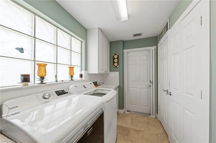 28043 Dorado Dr, Bonita Springs, Florida 34135