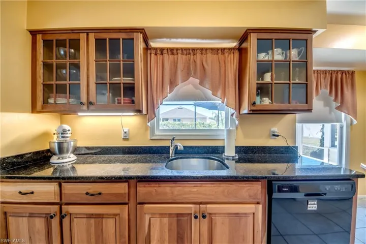 3410 SW 7th  AVE, Cape Coral, FL 33914