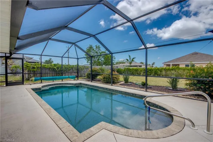 3410 SW 7th  AVE, Cape Coral, FL 33914