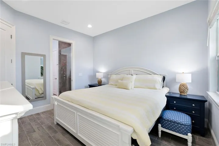 7139 Cayo Coco Ln, Naples, Florida 34113