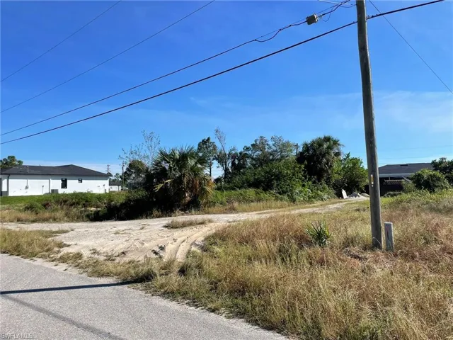 3111  34th SW ST, Lehigh Acres, FL 33976