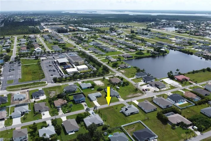 2827 Sw 2nd Ln, Cape Coral Fl 33991