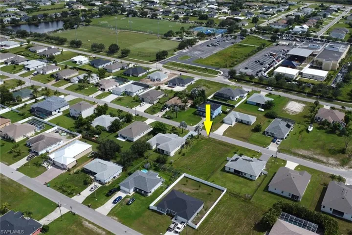 2827 Sw 2nd Ln, Cape Coral Fl 33991