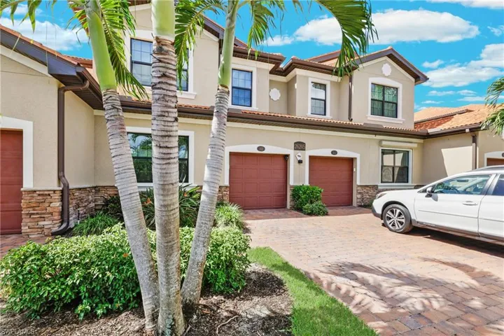 26205 Palace LN # 101, BONITA SPRINGS FL 34135