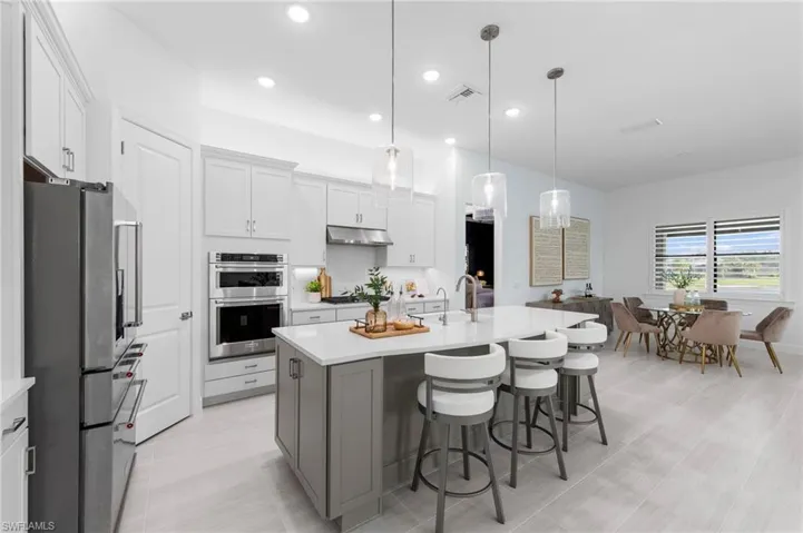 19640 Aqua View Ln, Estero, Florida 33913