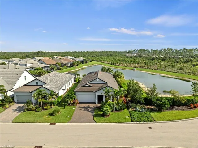 19640 Aqua View Ln, Estero, Florida 33913
