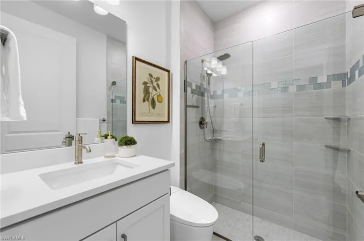 19640 Aqua View Ln, Estero, Florida 33913