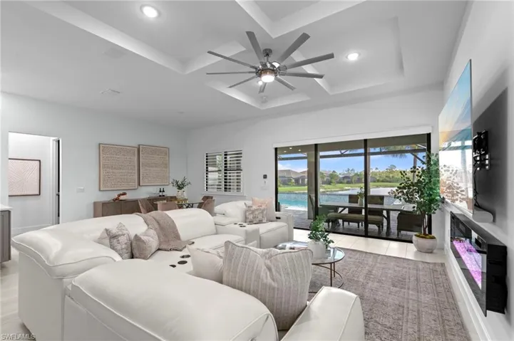 19640 Aqua View Ln, Estero, Florida 33913