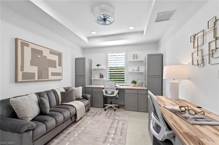 19640 Aqua View Ln, Estero, Florida 33913