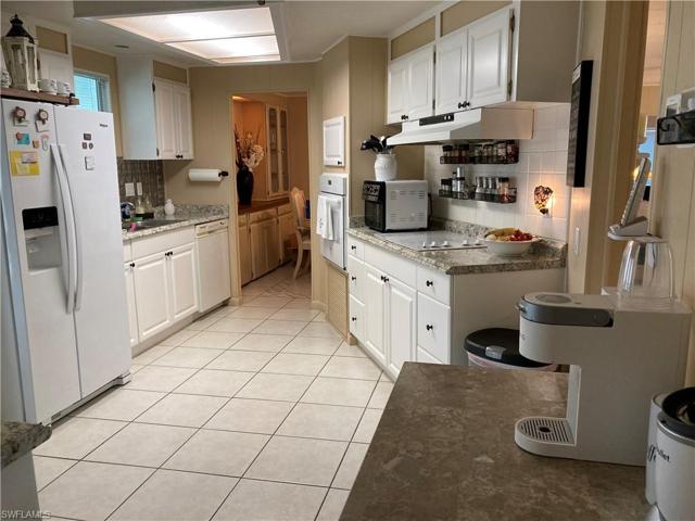 Big kitchen