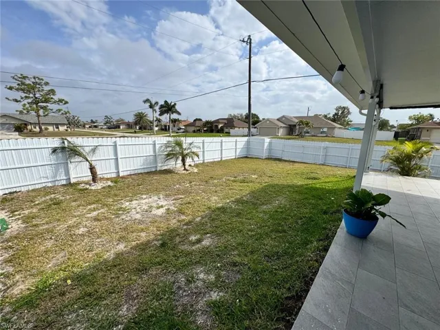 1203 Sw 34th Ter, Cape Coral, Florida 33914