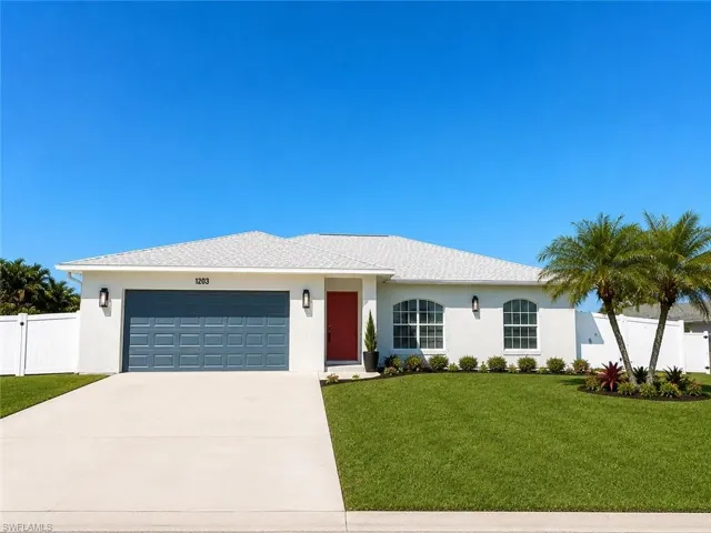 1203 Sw 34th Ter, Cape Coral, Florida 33914