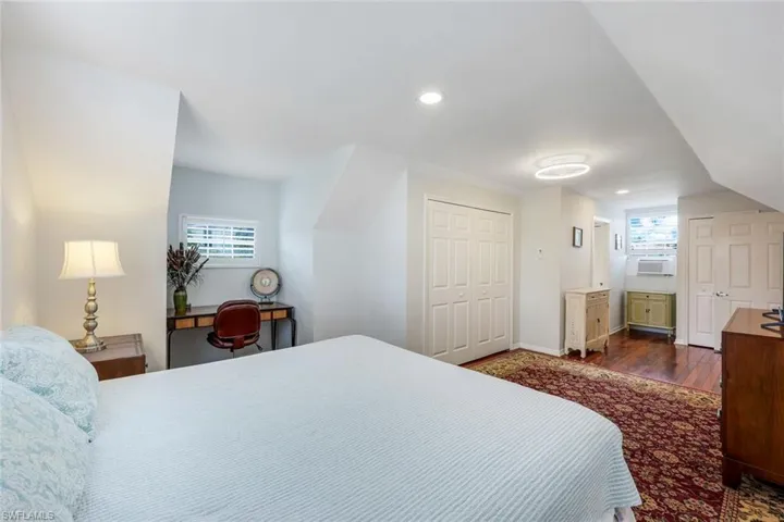 Fourth guest bedroom.
