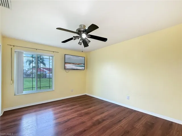 1643 Country Club Pkwy, Lehigh Acres Fl 33936