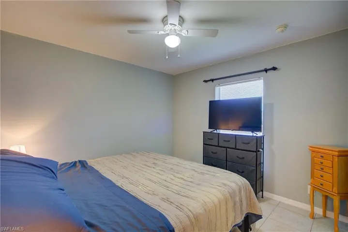 The 1st of the 2 guest bedrooms. You get lots of natural light here, when you want it