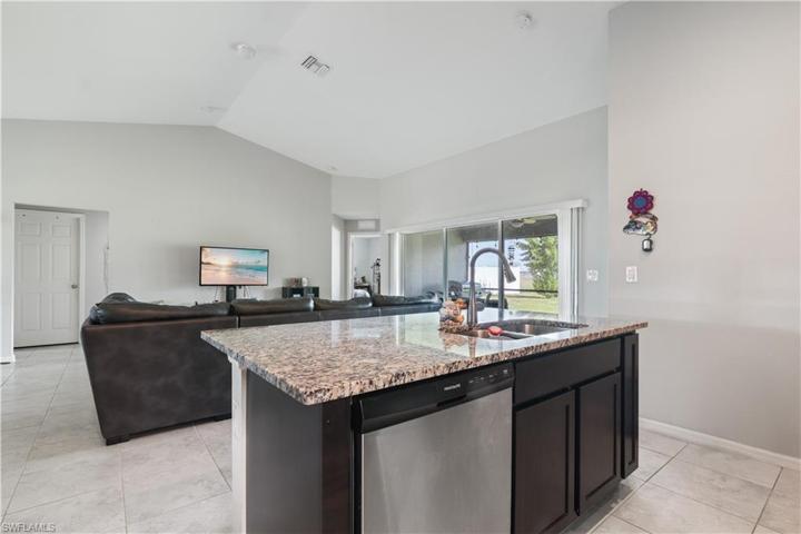 319 NW 2nd AVE, CAPE CORAL FL 33993