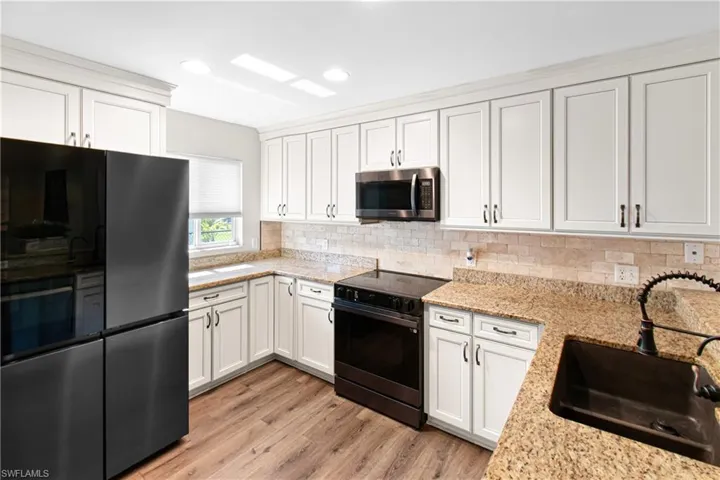 1215 Sw 31st Ter, Cape Coral, Florida 33914