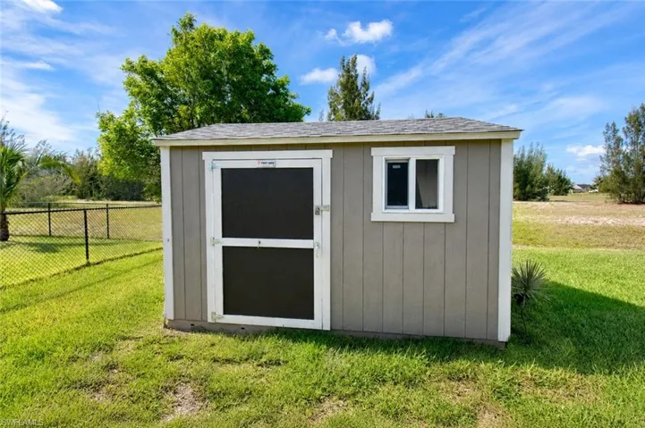 1215 Sw 31st Ter, Cape Coral, Florida 33914