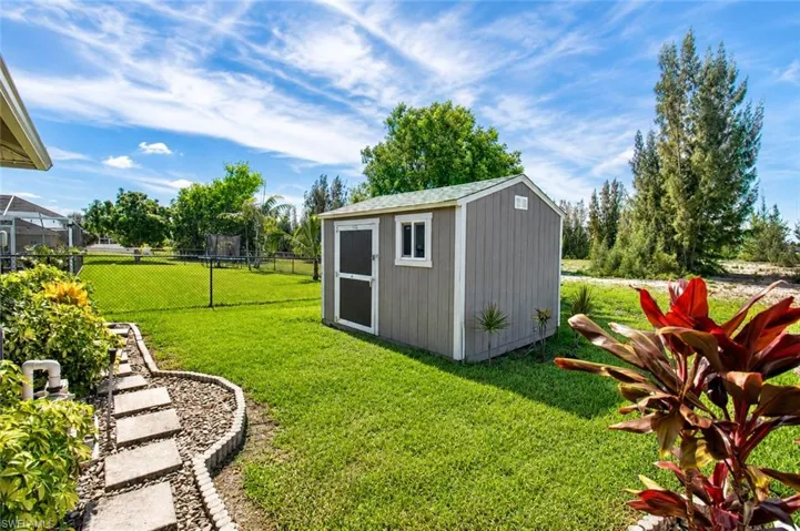 1215 Sw 31st Ter, Cape Coral, Florida 33914