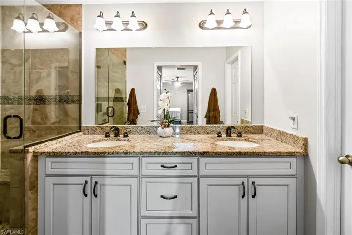 1215 Sw 31st Ter, Cape Coral, Florida 33914