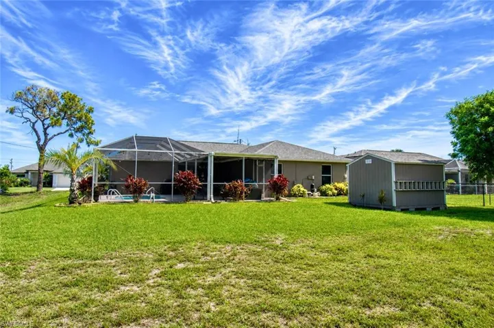 1215 Sw 31st Ter, Cape Coral, Florida 33914