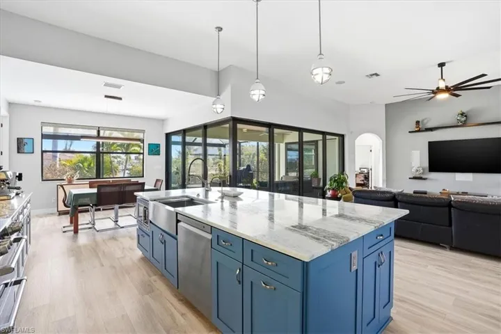 2105 Ottersrest Ln, Cape Coral, Florida 33990