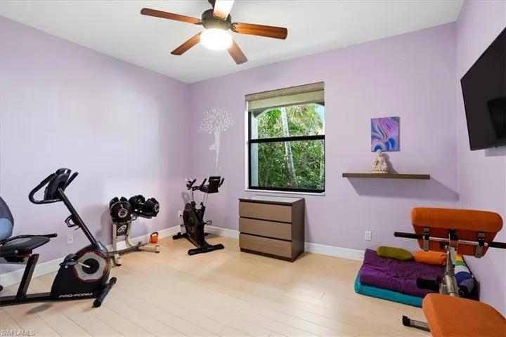 2105 Ottersrest Ln, Cape Coral, Florida 33990