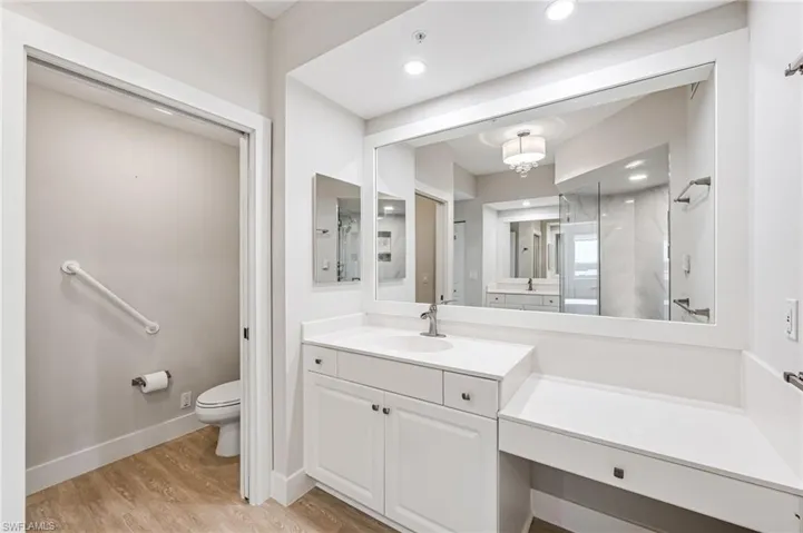 1001  Arbor Lake  DR, Naples, FL 34110