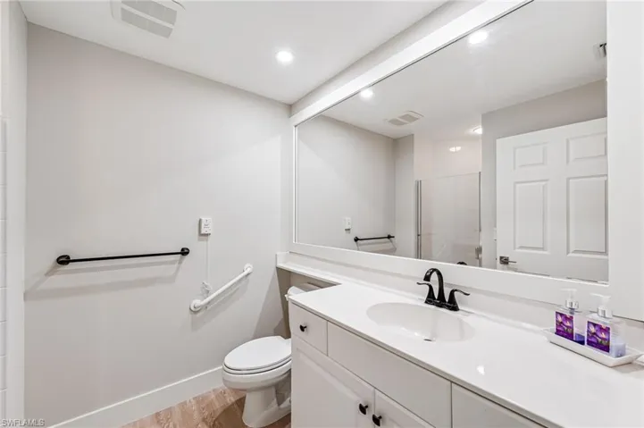 1001  Arbor Lake  DR, Naples, FL 34110