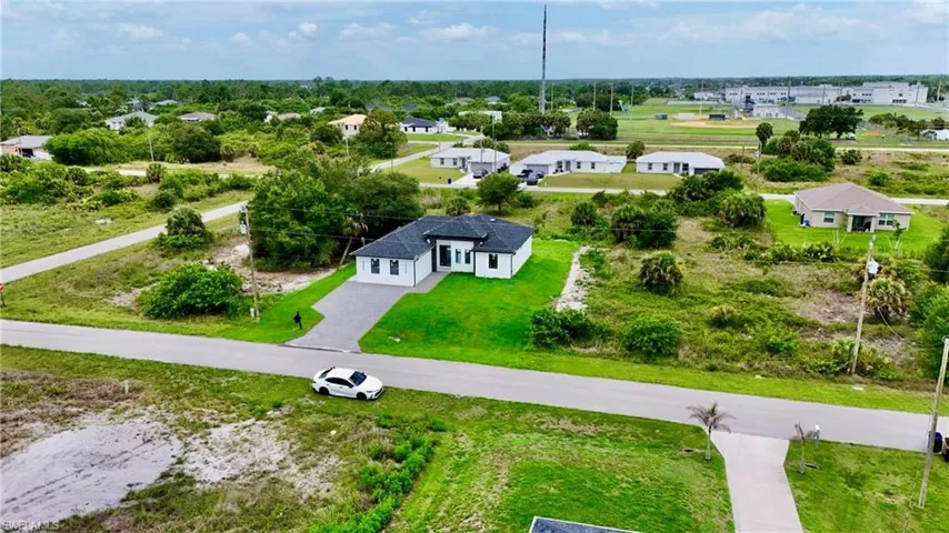 830 Wolverine St E, Lehigh Acres, Florida 33974