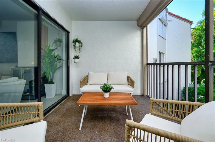 screened lanai