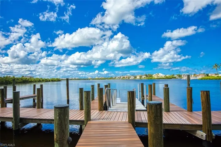 Dock view