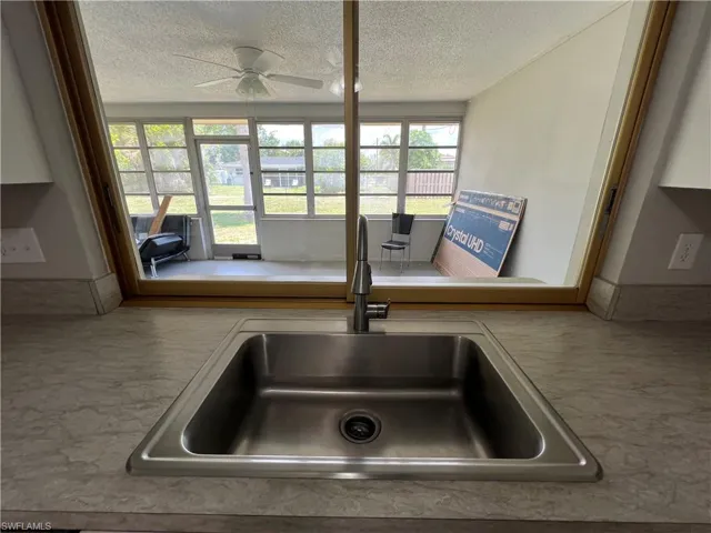 1920 W Lakeview Blvd 1, North Fort Myers, Florida 33903