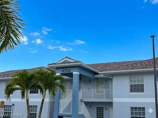 8326 Bernwood Cove Loop 910, Fort Myers, Florida 33966