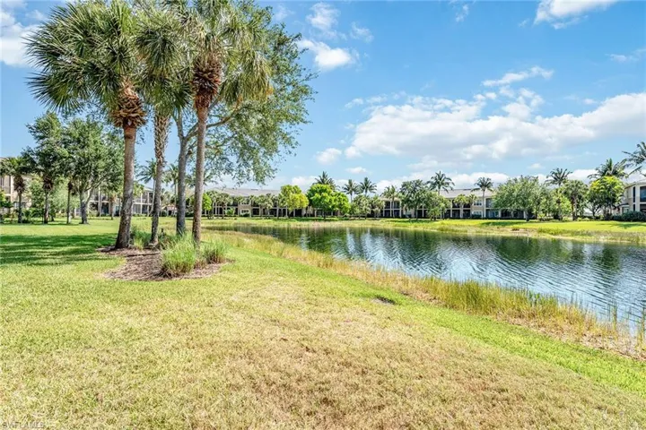 3123  Aviamar  CIR, Naples, FL 34114