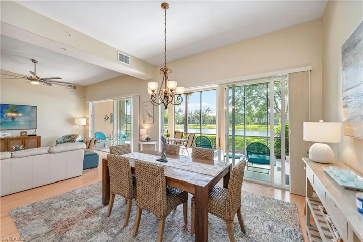 3123  Aviamar  CIR, Naples, FL 34114