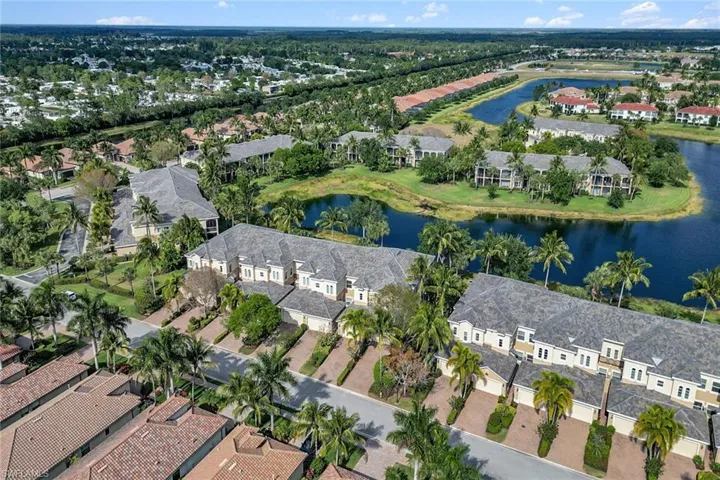 3123  Aviamar  CIR, Naples, FL 34114
