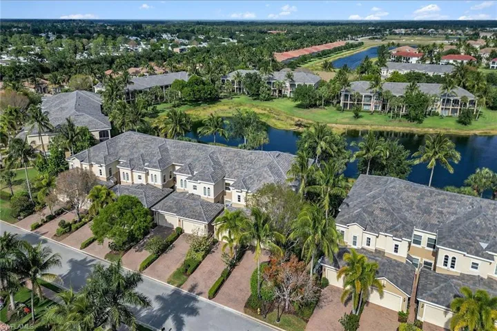 3123  Aviamar  CIR, Naples, FL 34114
