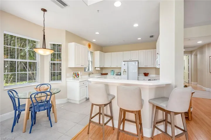 3123  Aviamar  CIR, Naples, FL 34114