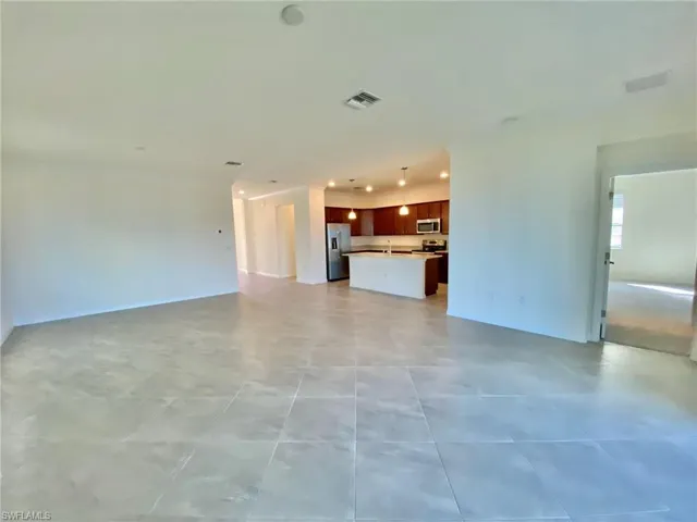 14561  Monrovia  LN, Fort Myers, FL 33905