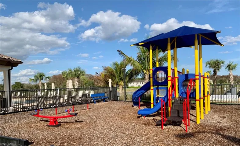 14561  Monrovia  LN, Fort Myers, FL 33905