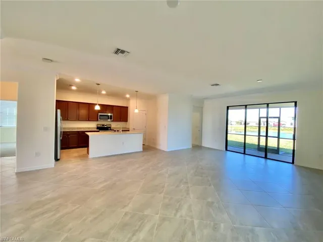 14561  Monrovia  LN, Fort Myers, FL 33905