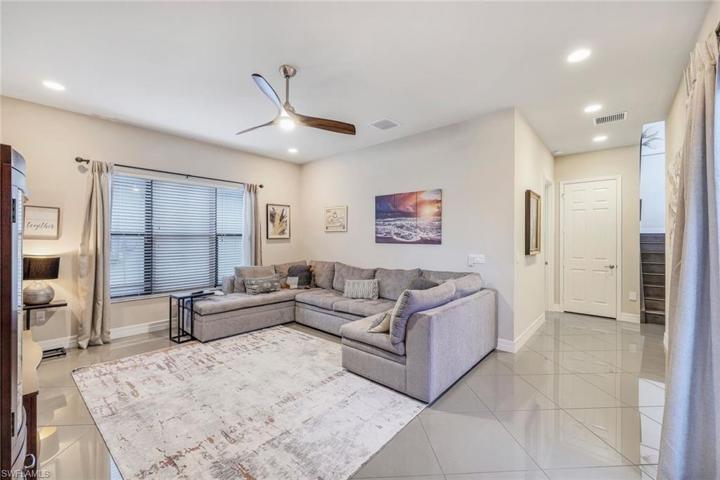 AMAZING ADDITIONAL LIVING SPACE