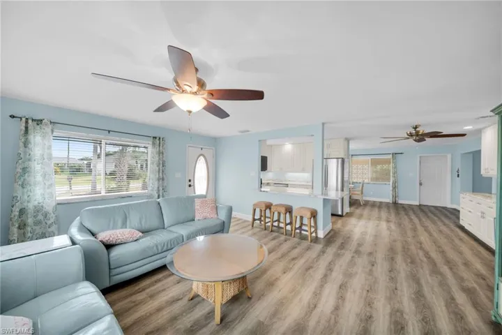 5208 Wilmington Ct, Cape Coral, Florida 33904