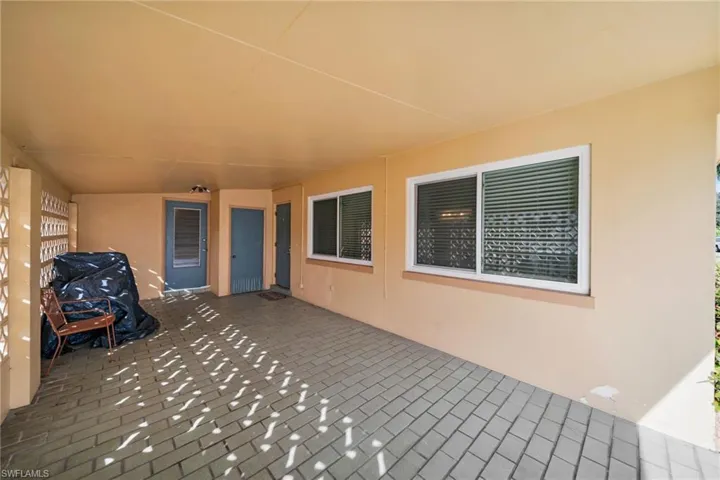 5208 Wilmington Ct, Cape Coral, Florida 33904